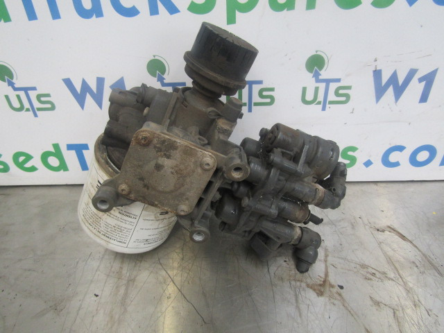 DAF LF 220 ‘KNORR BREMSE’ AIR DRYER P/NO K048309/AE4563 - Кабина и интериор за Камион: снимка 2 DAF LF 220 ‘KNORR BREMSE’ AIR DRYER P/NO K048309/AE4563 - Кабина и интериор за Камион: снимка 2