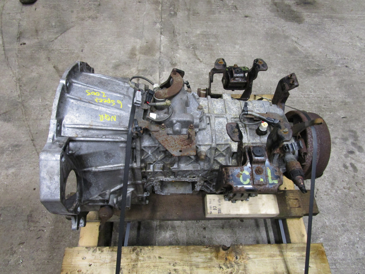 ISUZU NQR 6 SPEED MANUAL GEARBOX - Скоростна кутия за Камион: снимка 2 ISUZU NQR 6 SPEED MANUAL GEARBOX - Скоростна кутия за Камион: снимка 2