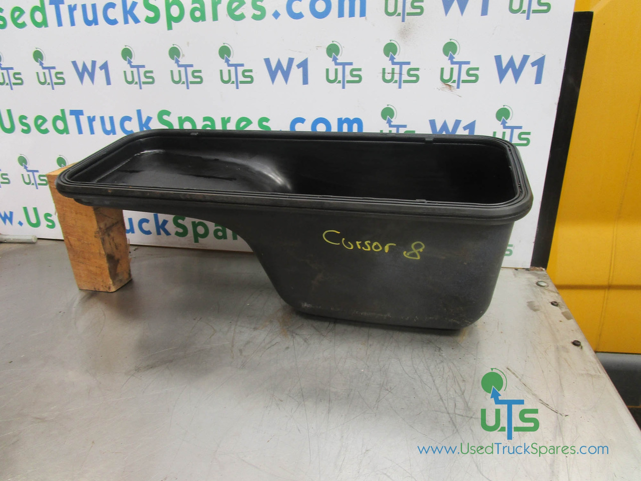 IVECO CURSOR 8 SUMP - Двигател и части за Камион: снимка 1 IVECO CURSOR 8 SUMP - Двигател и части за Камион: снимка 1