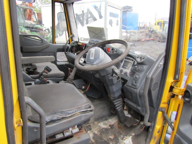 IVECO TECTOR 75E17 COMPLETE CAB EX 2009 - Кабина за Камион: снимка 3 IVECO TECTOR 75E17 COMPLETE CAB EX 2009 - Кабина за Камион: снимка 3