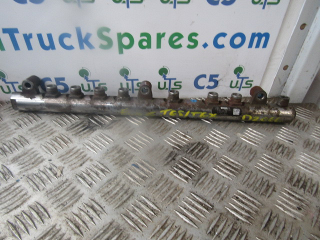 MAN D2066 TGX/TGS FUEL RAIL P/NO 0445226078 - Двигател и части за Камион: снимка 1 MAN D2066 TGX/TGS FUEL RAIL P/NO 0445226078 - Двигател и части за Камион: снимка 1