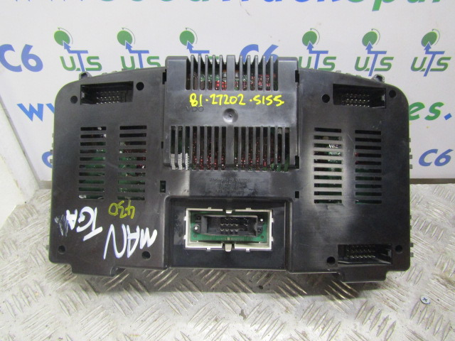 MAN TGA CLOCK CLUSTER P/NO 81.27202.5155 - Кабина и интериор за Камион: снимка 2 MAN TGA CLOCK CLUSTER P/NO 81.27202.5155 - Кабина и интериор за Камион: снимка 2