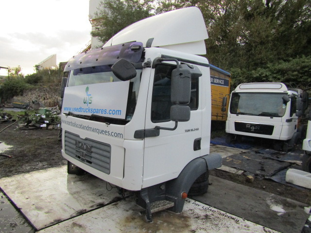 MAN TGM DAY CAB EX 2009 - Кабина за Камион: снимка 3 MAN TGM DAY CAB EX 2009 - Кабина за Камион: снимка 3