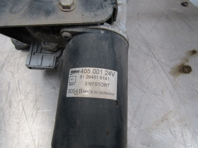 MAN TGM / TGS WIPER MOTOR AND LINKAGE COMPLETE 81264016141 - Кабина и интериор за Камион: снимка 2 MAN TGM / TGS WIPER MOTOR AND LINKAGE COMPLETE 81264016141 - Кабина и интериор за Камион: снимка 2