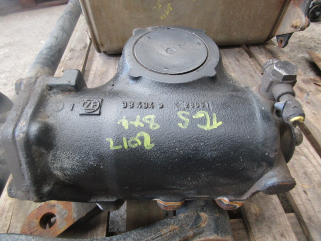MAN TGS 8X4 STEERING BOX ZF P/NO 984014E/28091 - Кормилно управление за Камион: снимка 1 MAN TGS 8X4 STEERING BOX ZF P/NO 984014E/28091 - Кормилно управление за Камион: снимка 1