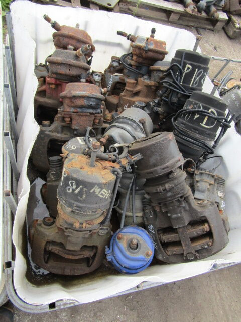 MERCEDES 1823 ATEGO BRAKE CALIPERS (FRONT & REAR) - Части на спирачната система за Камион: снимка 1 MERCEDES 1823 ATEGO BRAKE CALIPERS (FRONT & REAR) - Части на спирачната система за Камион: снимка 1