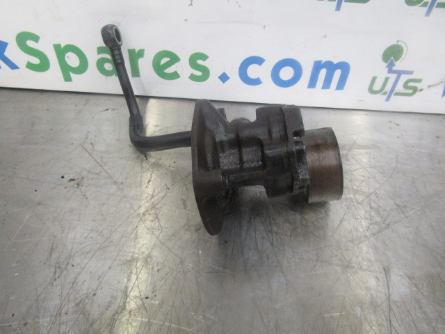 MERCEDES 1829 OM906 EURO 5 OIL FEED PUMP 0030917401 - Двигател и части за Камион: снимка 1 MERCEDES 1829 OM906 EURO 5 OIL FEED PUMP 0030917401 - Двигател и части за Камион: снимка 1