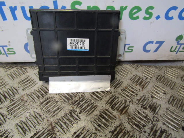 MITSUBISHI CANTER CONTROL MODULE P/NO MK541019 - Блок за управление за Камион: снимка 1 MITSUBISHI CANTER CONTROL MODULE P/NO MK541019 - Блок за управление за Камион: снимка 1