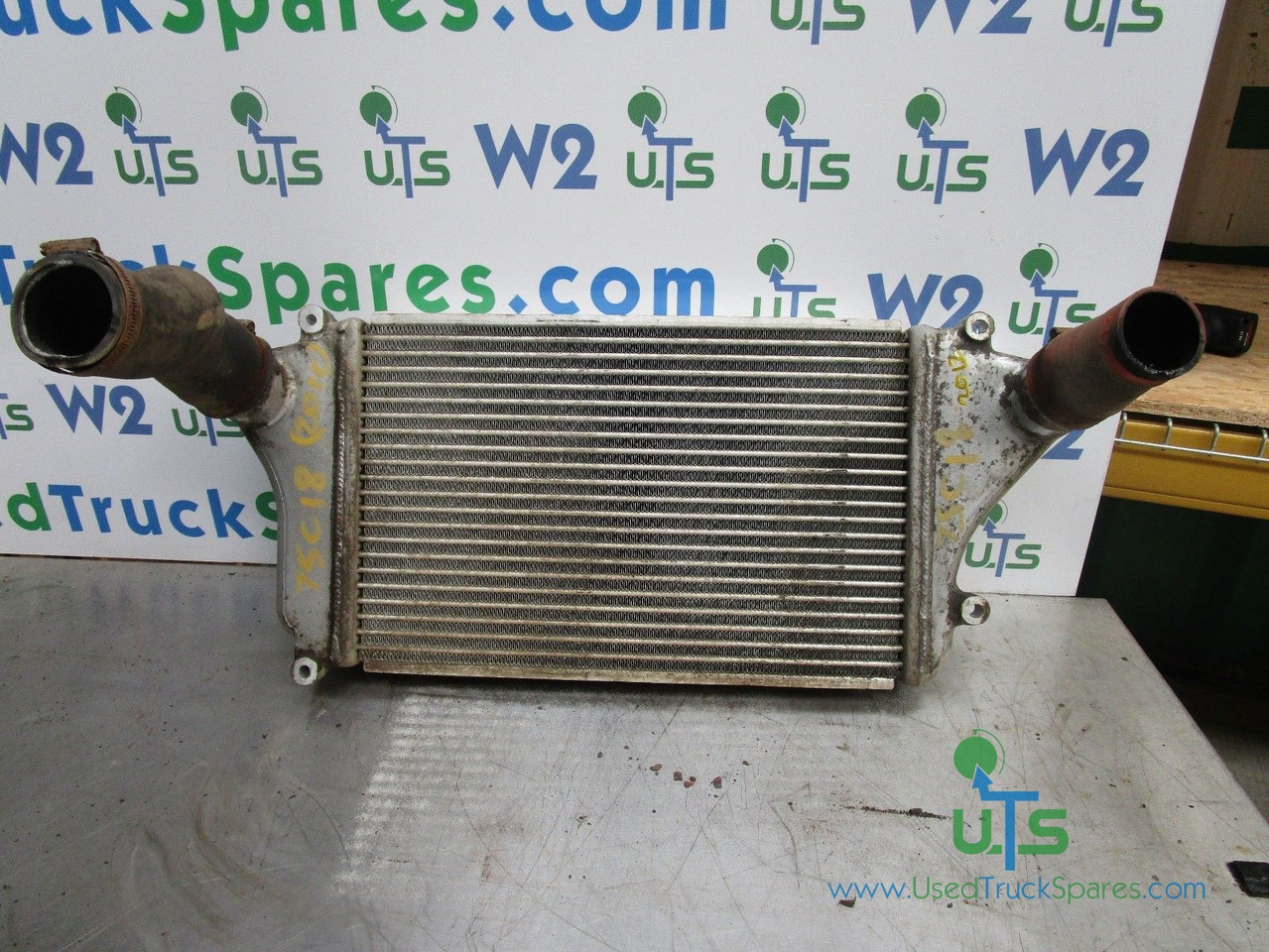 MITSUBISHI FUSO 75C INTERCOOLER AND PIPES P/NO ME417888 - Двигател и части за Камион: снимка 1 MITSUBISHI FUSO 75C INTERCOOLER AND PIPES P/NO ME417888 - Двигател и части за Камион: снимка 1