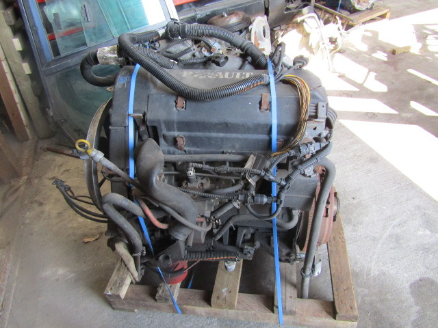 RENAULT MASCOTT 8140-43N ENGINE - Двигател за Камион: снимка 2 RENAULT MASCOTT 8140-43N ENGINE - Двигател за Камион: снимка 2