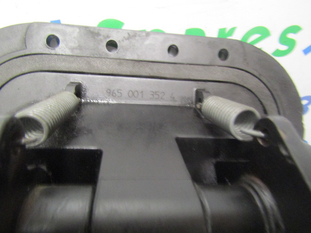 RENAULT MIDLUM DCI PEDAL BOX INC BRAKE VALVE + CLUTCH CYLINDER - Кабина и интериор за Камион: снимка 2 RENAULT MIDLUM DCI PEDAL BOX INC BRAKE VALVE + CLUTCH CYLINDER - Кабина и интериор за Камион: снимка 2