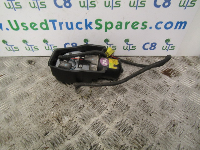 RENAULT MIDLUM DCI WIPER MOTOR P/NO 53558402 - Кабина и интериор за Камион: снимка 1 RENAULT MIDLUM DCI WIPER MOTOR P/NO 53558402 - Кабина и интериор за Камион: снимка 1