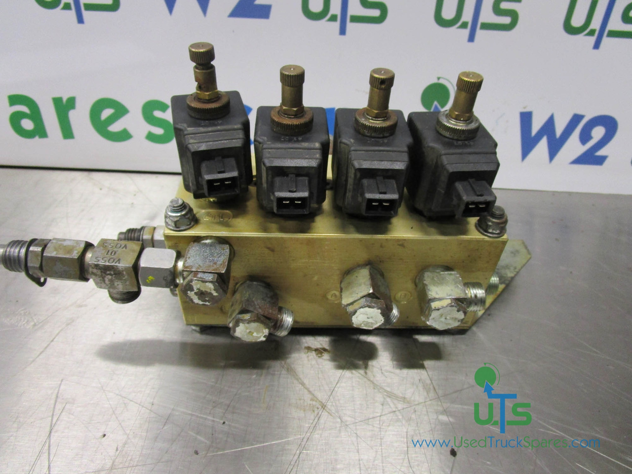 SCHMIDT SWINGO 200 SPEED VALVE P/NO DXP17215-04K - Спирачен клапан за Комунална/ Специална техника: снимка 1 SCHMIDT SWINGO 200 SPEED VALVE P/NO DXP17215-04K - Спирачен клапан за Комунална/ Специална техника: снимка 1
