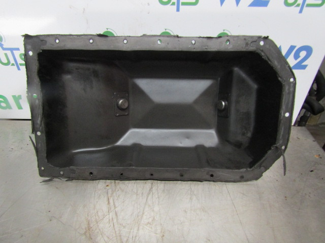 SCHMIDT SWINGO OIL PAN / SUMP R754 ENGINE - Двигател и части за Камион: снимка 2 SCHMIDT SWINGO OIL PAN / SUMP R754 ENGINE - Двигател и части за Камион: снимка 2