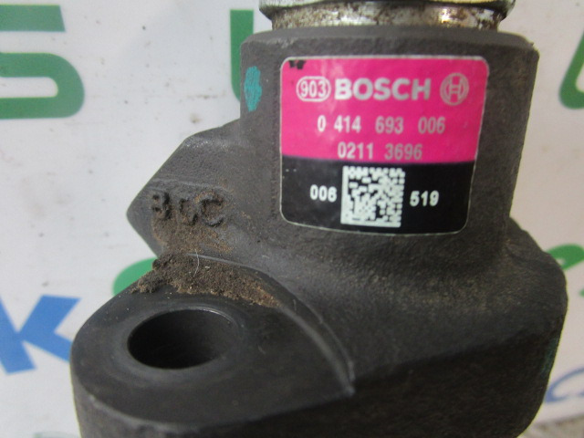 VOLVO FE 240/280 D7E BOSCH PUMP UNIT 0414693006 - Горивна система за Камион: снимка 4 VOLVO FE 240/280 D7E BOSCH PUMP UNIT 0414693006 - Горивна система за Камион: снимка 4