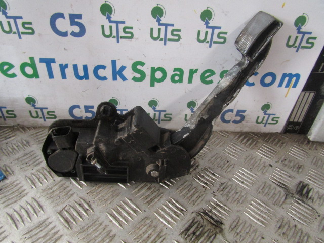 VOLVO FE THROTTLE PEDAL CONTROL UNIT P/NO 7421059642 - Блок за управление за Камион: снимка 2 VOLVO FE THROTTLE PEDAL CONTROL UNIT P/NO 7421059642 - Блок за управление за Камион: снимка 2