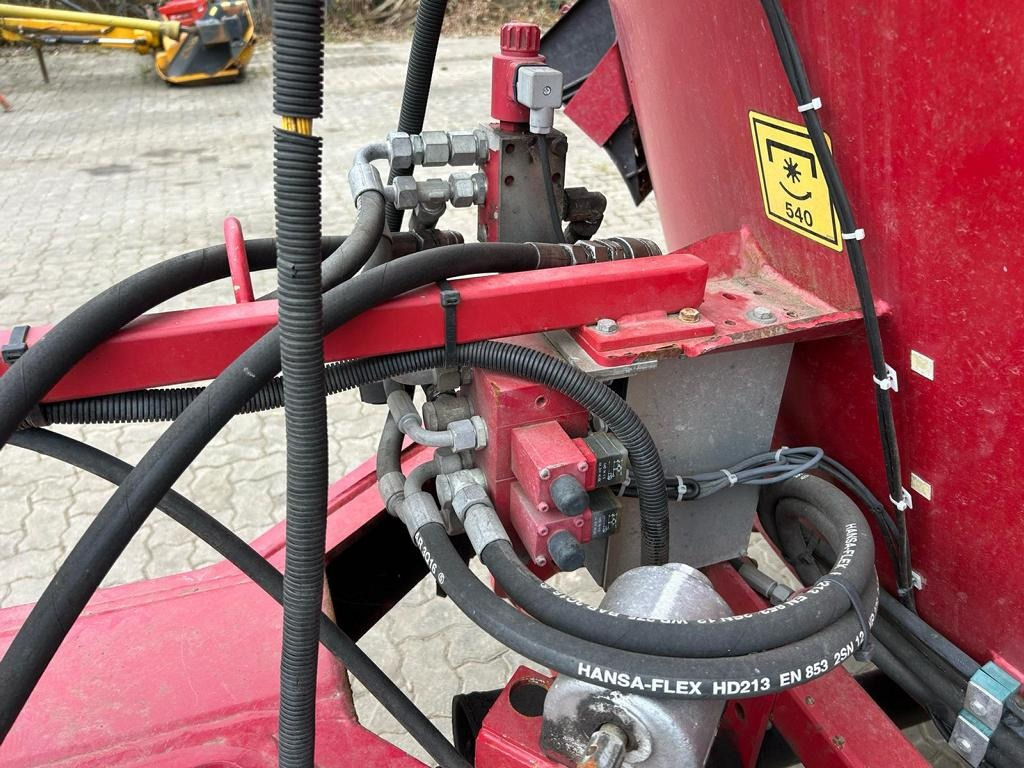 BVL V-MIX PLUS 13-1S - Миксер-вагон: снимка 4 BVL V-MIX PLUS 13-1S - Миксер-вагон: снимка 4