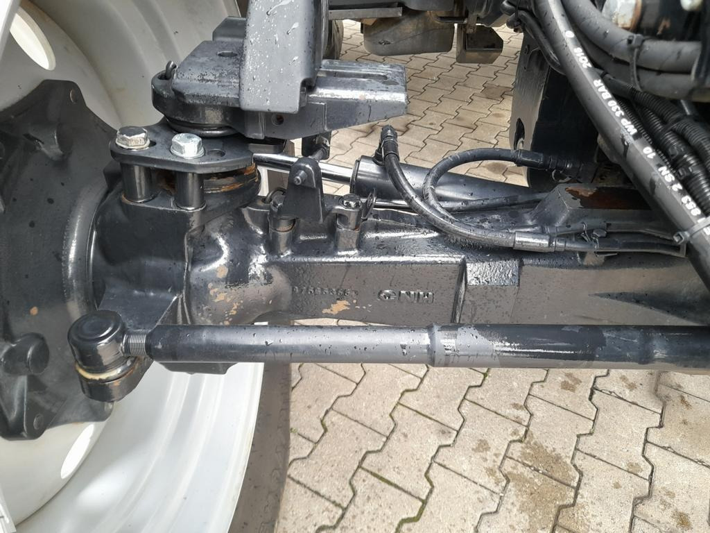 Case IH Puma 165 MC - Трактор: снимка 2 Case IH Puma 165 MC - Трактор: снимка 2