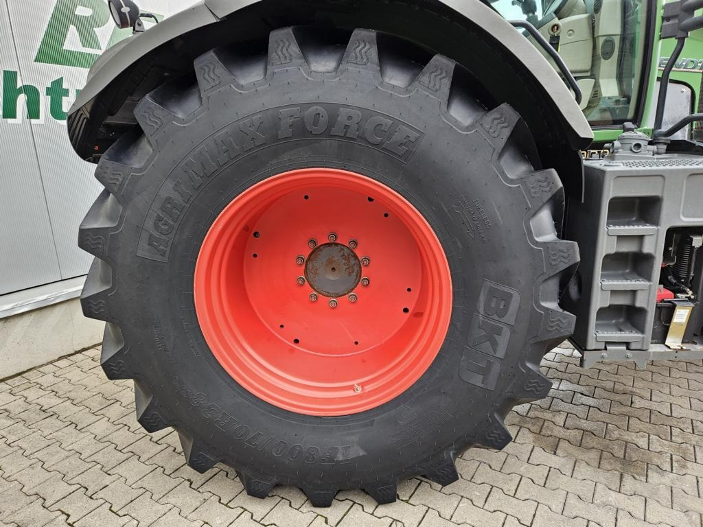 Fendt 824 Vario ProfiPlus - Трактор: снимка 5 Fendt 824 Vario ProfiPlus - Трактор: снимка 5