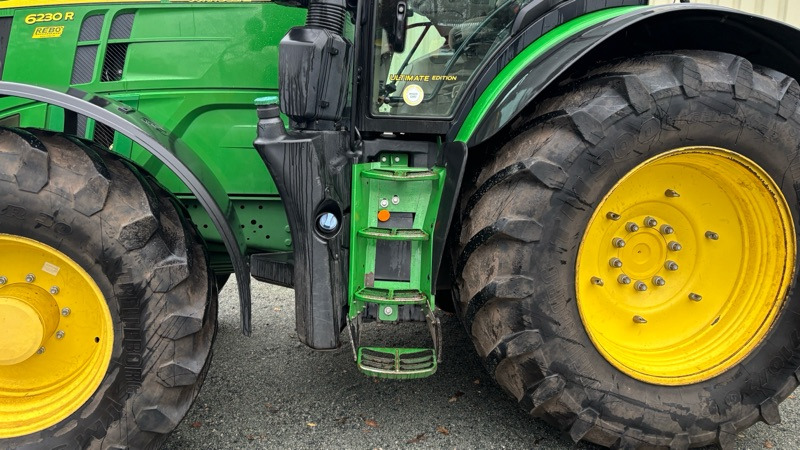 Трактор John Deere 6230 R: снимка 25