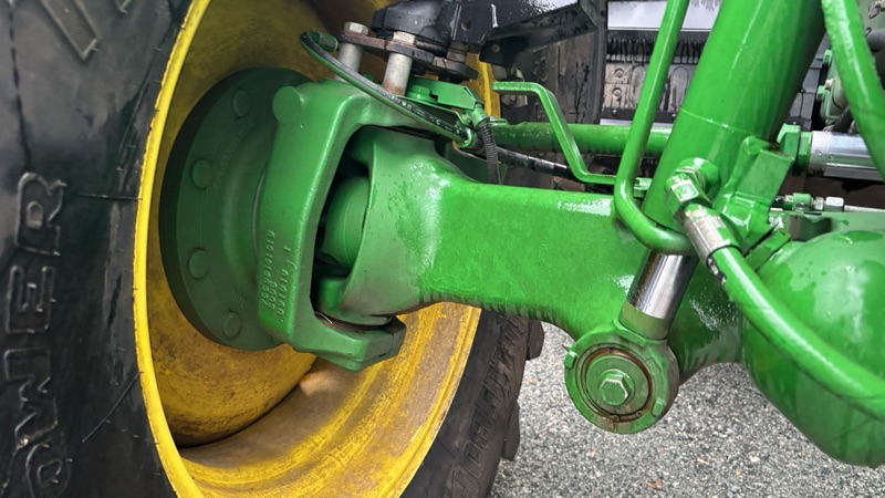 Трактор John Deere 6230 R: снимка 19