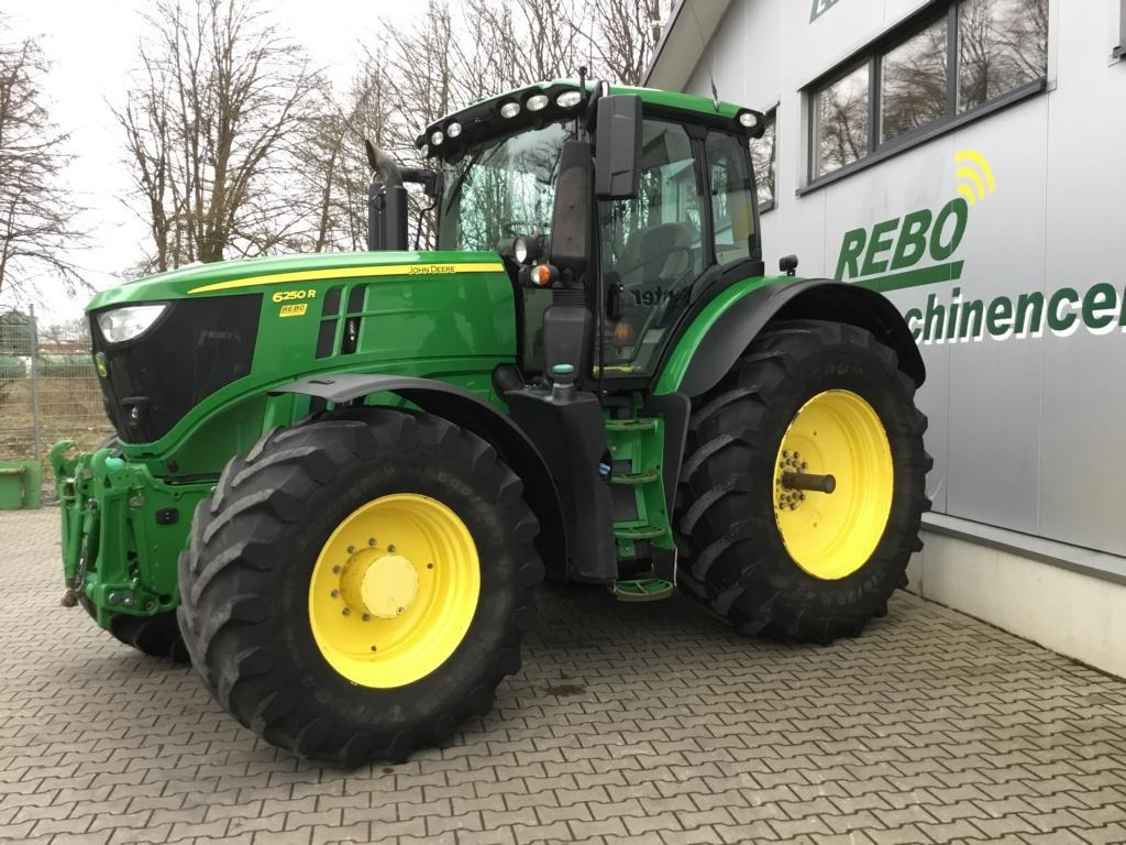 John Deere 6250R - Трактор: снимка 1 John Deere 6250R - Трактор: снимка 1