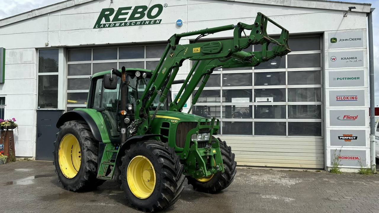 John Deere 6430 - Трактор: снимка 1 John Deere 6430 - Трактор: снимка 1