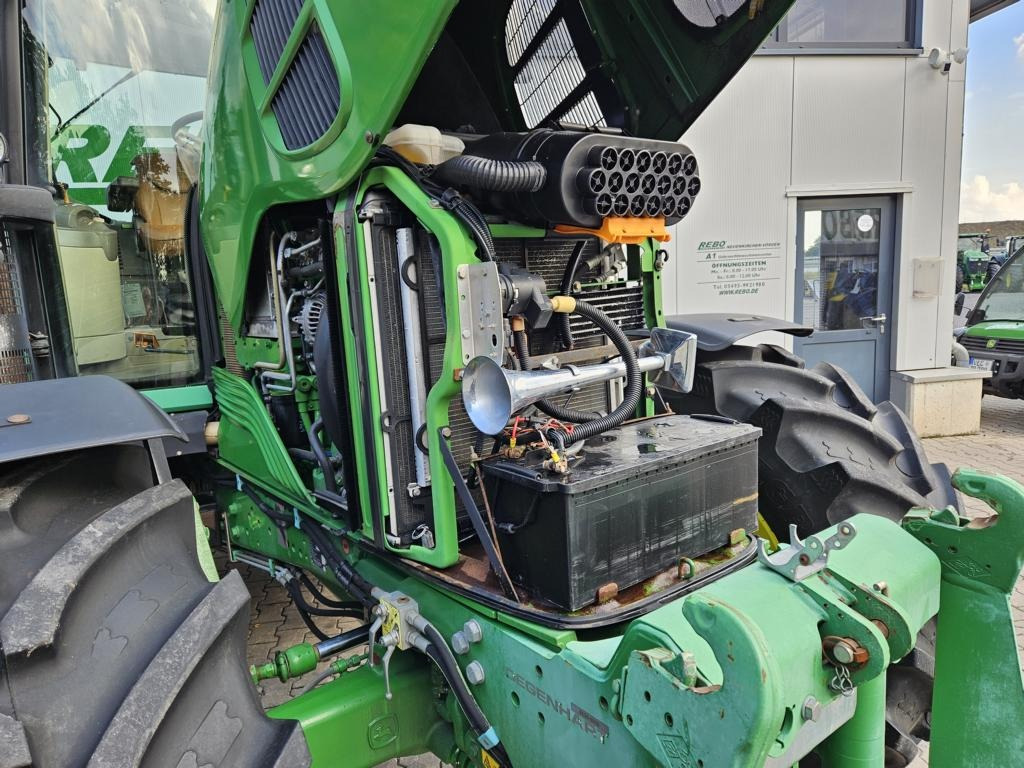 John Deere 6630 Premium - Трактор: снимка 3 John Deere 6630 Premium - Трактор: снимка 3