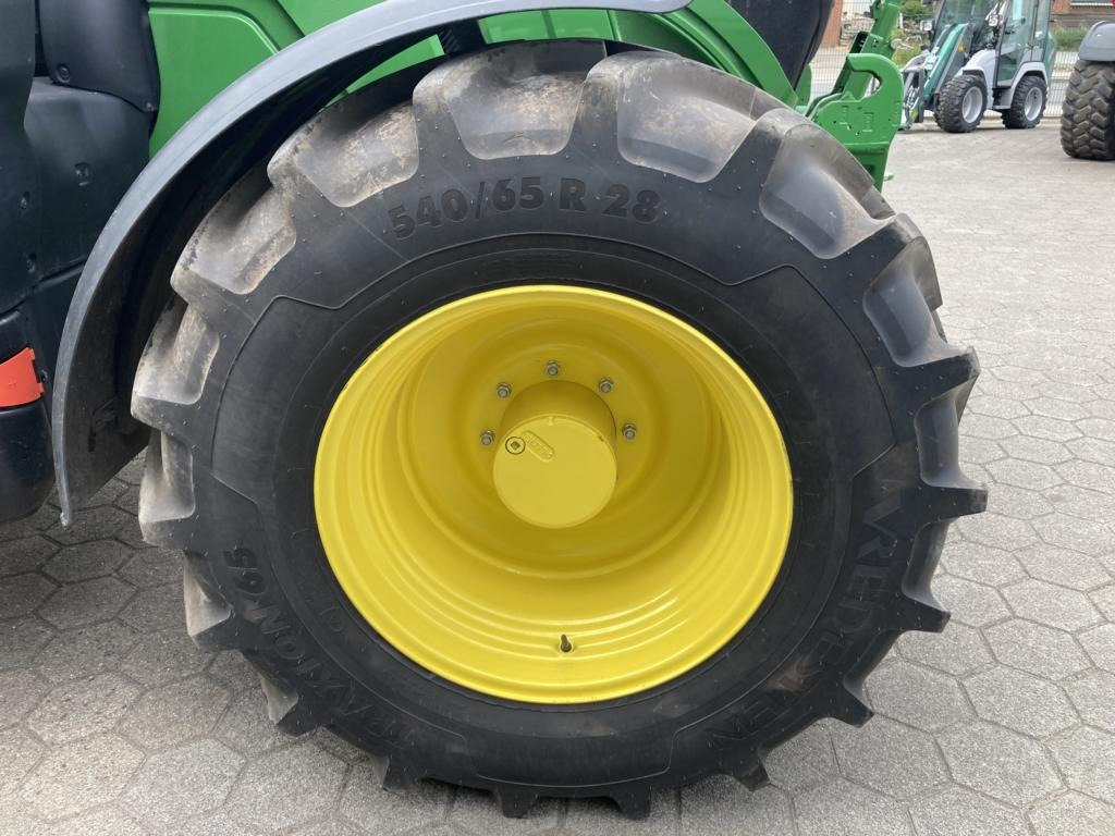 Нови Трактор John Deere 6R140: снимка 19