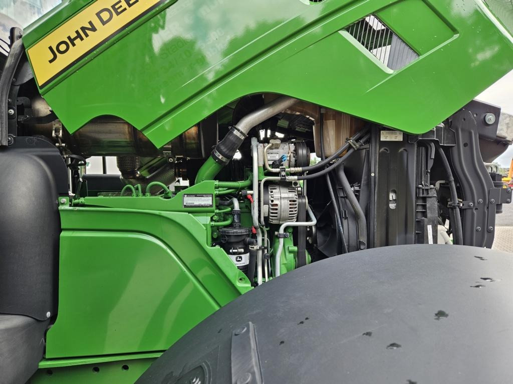 John Deere 6R195 - Трактор: снимка 2 John Deere 6R195 - Трактор: снимка 2