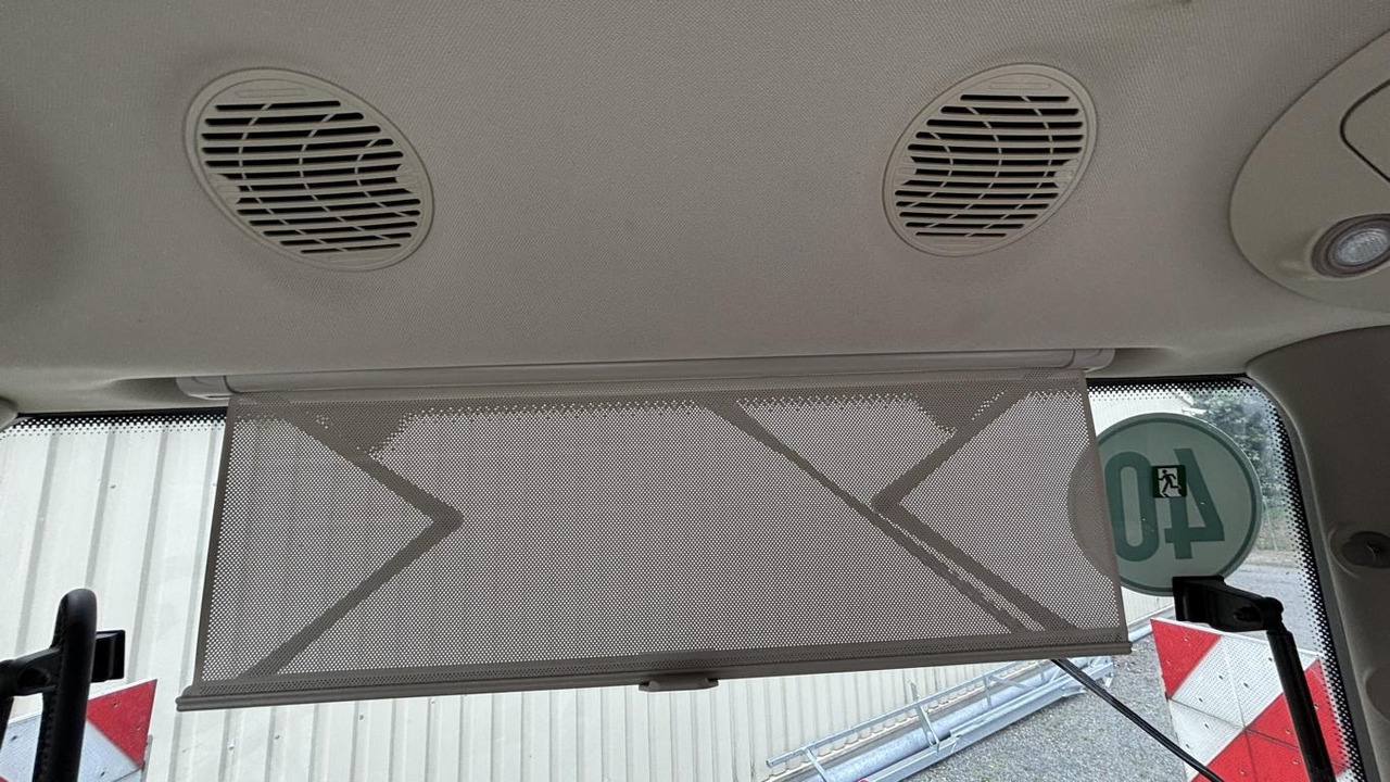 John Deere 6R195 - Трактор: снимка 3 John Deere 6R195 - Трактор: снимка 3