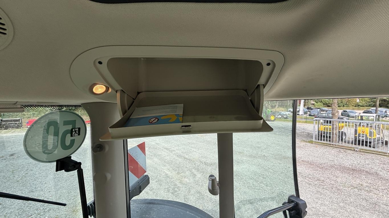 John Deere 6R215 - Трактор: снимка 3 John Deere 6R215 - Трактор: снимка 3