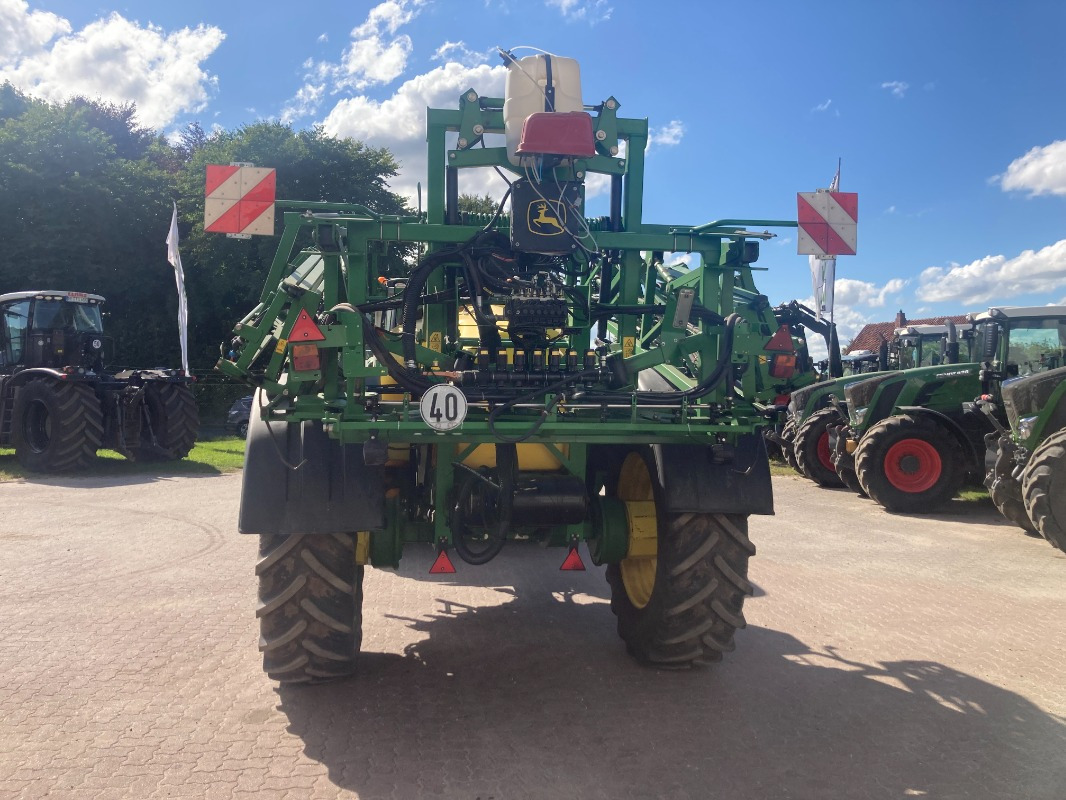 John Deere 732 - Пръскачка: снимка 3 John Deere 732 - Пръскачка: снимка 3