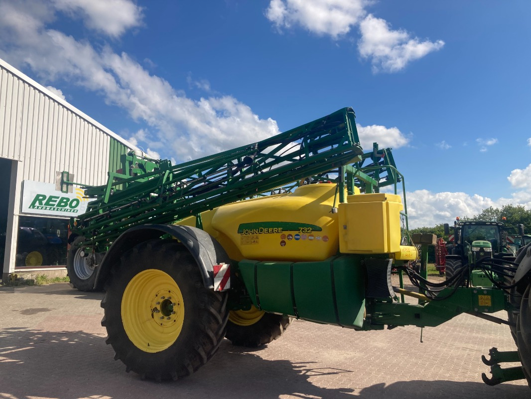 John Deere 732 - Пръскачка: снимка 4 John Deere 732 - Пръскачка: снимка 4