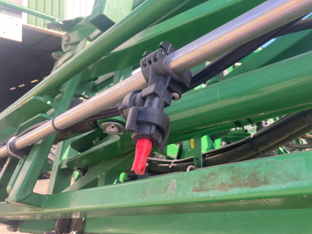 John Deere 732 - Пръскачка: снимка 5 John Deere 732 - Пръскачка: снимка 5