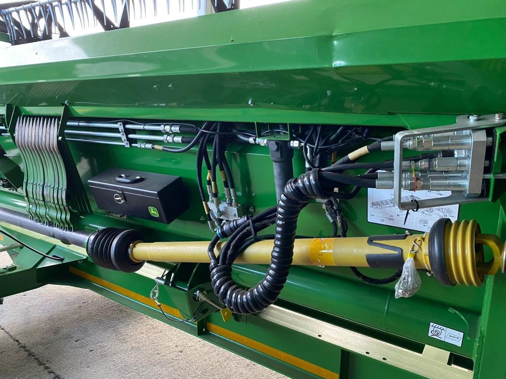 John Deere 740 PREMIUM FLOW - 12,20 M - Хедер: снимка 4 John Deere 740 PREMIUM FLOW - 12,20 M - Хедер: снимка 4
