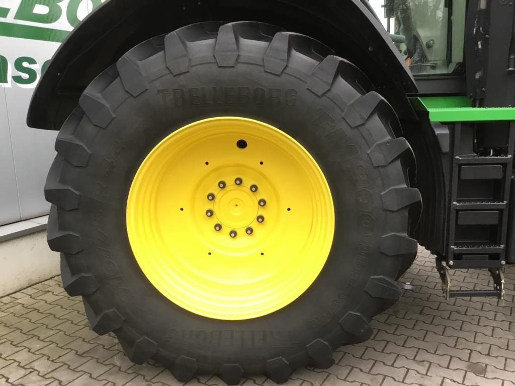 Трактор John Deere 7R330: снимка 6