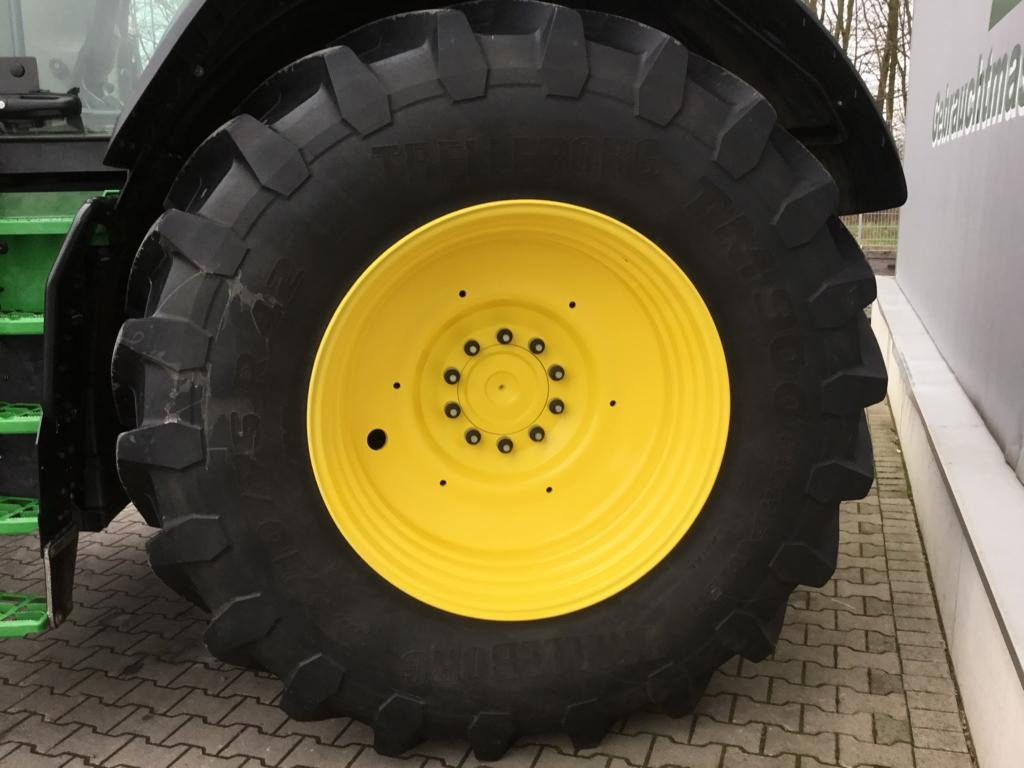 Трактор John Deere 7R330: снимка 13
