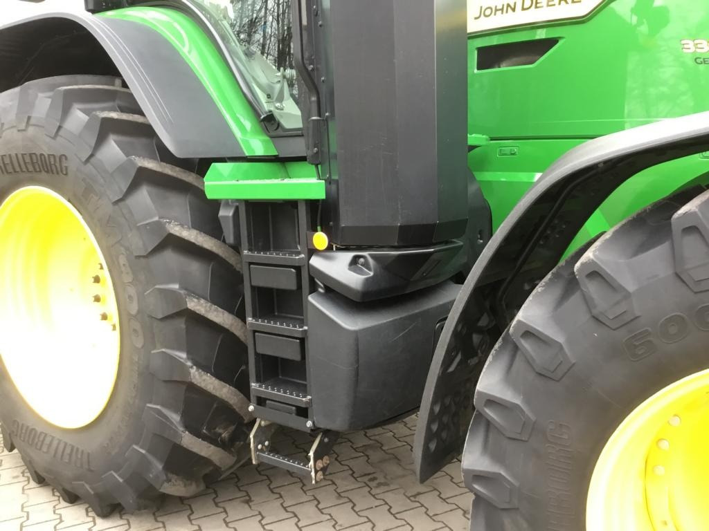 Трактор John Deere 7R330: снимка 7