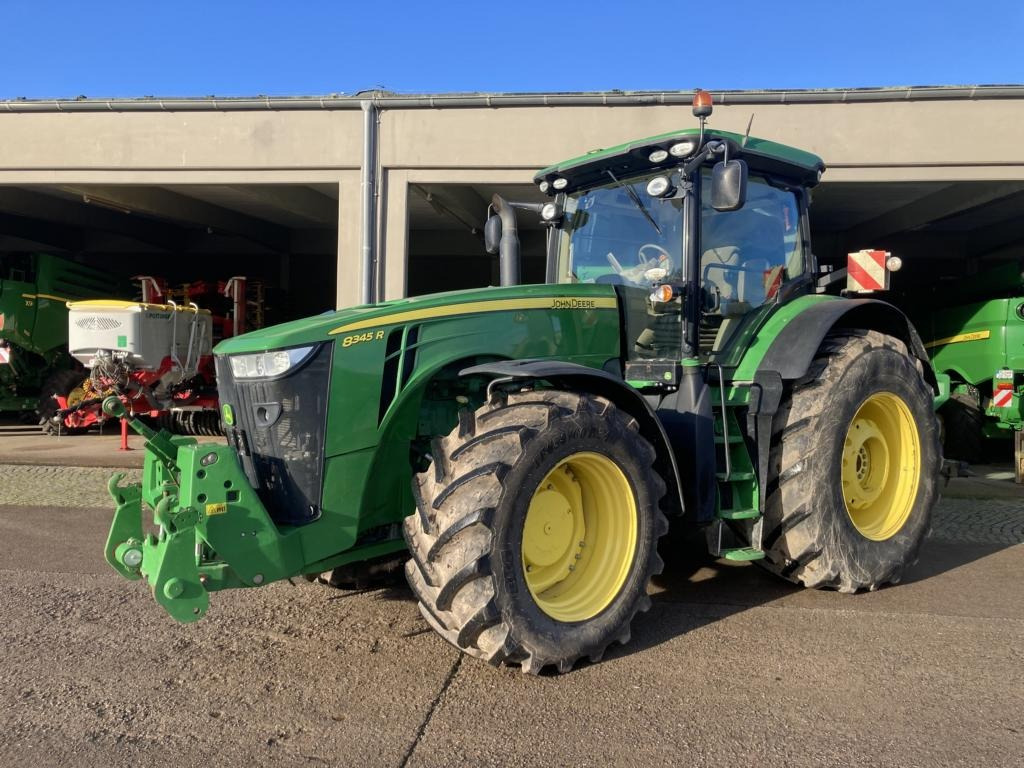 John Deere 8345R - Трактор: снимка 1 John Deere 8345R - Трактор: снимка 1