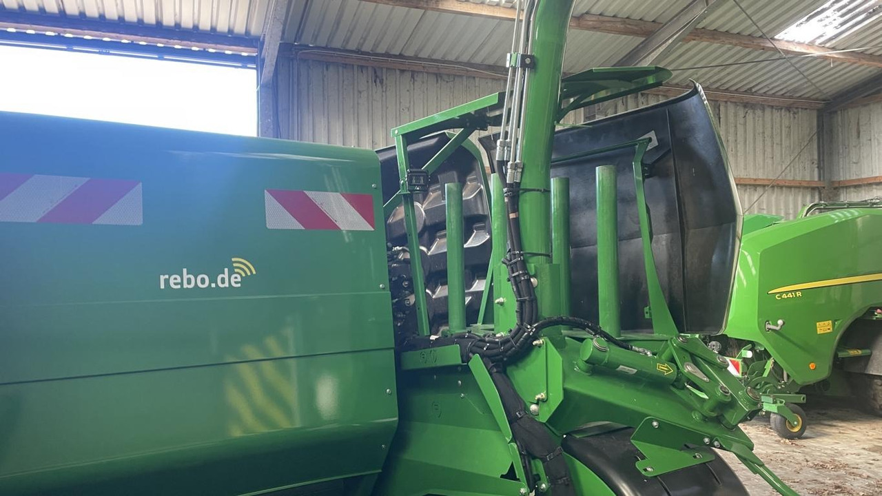 John Deere FESTKAMMER-KOMBIPRESSE C441R - Машина за сено и фураж: снимка 3 John Deere FESTKAMMER-KOMBIPRESSE C441R - Машина за сено и фураж: снимка 3
