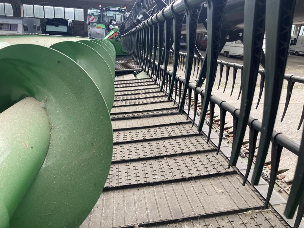 John Deere RD35F - Зърнокомбайн: снимка 4 John Deere RD35F - Зърнокомбайн: снимка 4