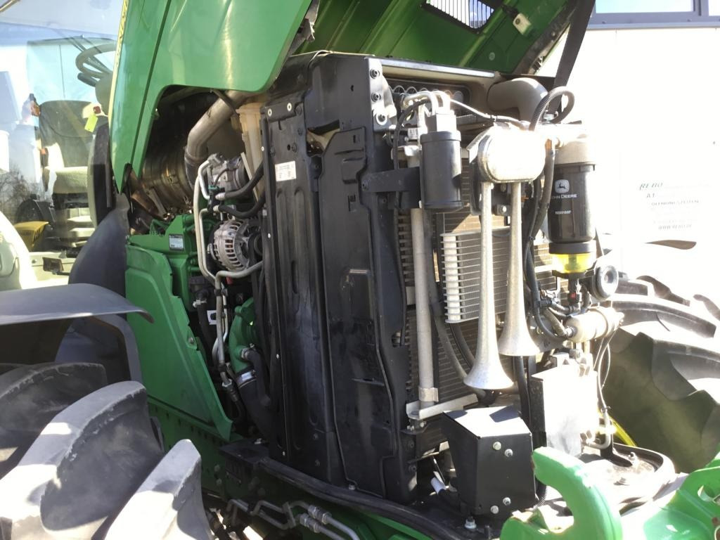 John Deere TRAKTOR 6155R - Трактор: снимка 3 John Deere TRAKTOR 6155R - Трактор: снимка 3