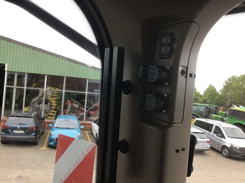 Трактор John Deere TRAKTOR 7R350: снимка 11