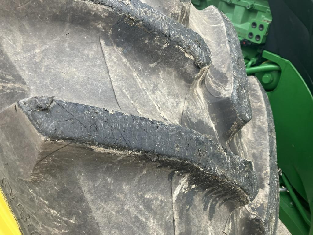 John Deere TRAKTOR 8R410 - Трактор: снимка 3 John Deere TRAKTOR 8R410 - Трактор: снимка 3