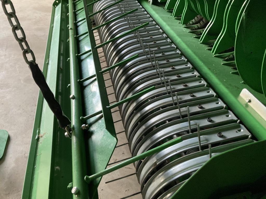 Машина за фолиране John Deere V461M: снимка 7 Машина за фолиране John Deere V461M: снимка 7