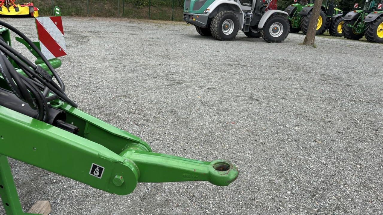 John Deere V461M - PAKET FÜR RUNDBALLENPR - Машина за фолиране: снимка 2 John Deere V461M - PAKET FÜR RUNDBALLENPR - Машина за фолиране: снимка 2