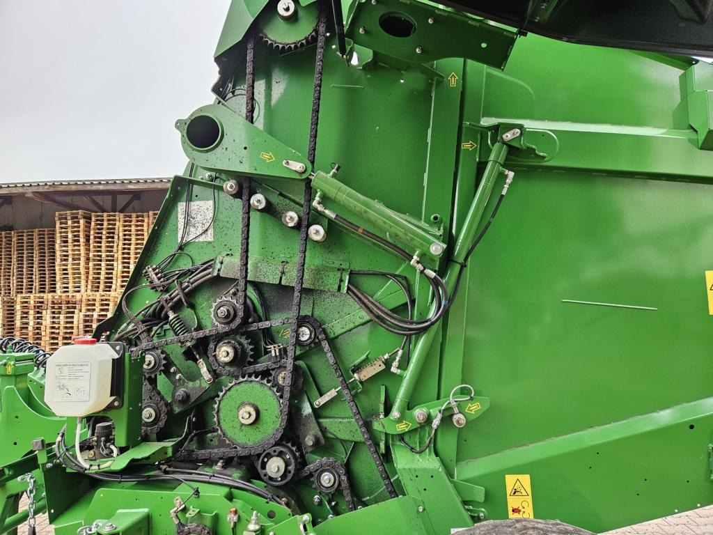 John Deere V461M - PAKET FÜR RUNDBALLENPR - Машина за фолиране: снимка 5 John Deere V461M - PAKET FÜR RUNDBALLENPR - Машина за фолиране: снимка 5