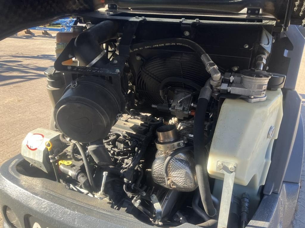 Колесен товарач MECALAC AX 850: снимка 11 Колесен товарач MECALAC AX 850: снимка 11