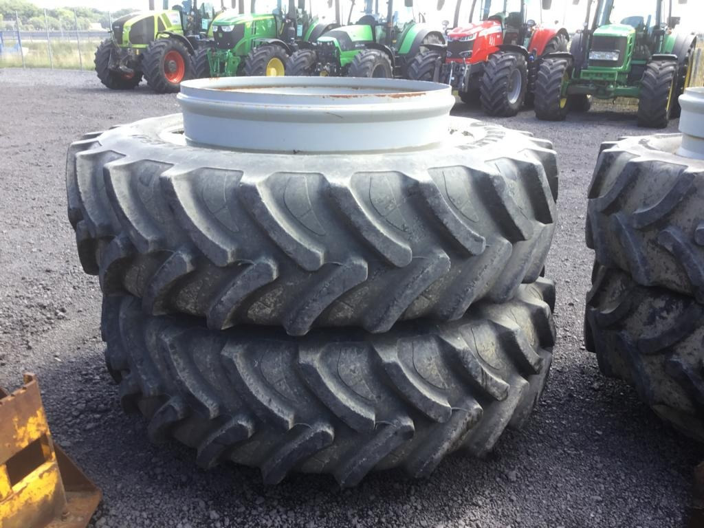 MFMassey 7726 DYNA-VT - Трактор: снимка 4 MFMassey 7726 DYNA-VT - Трактор: снимка 4